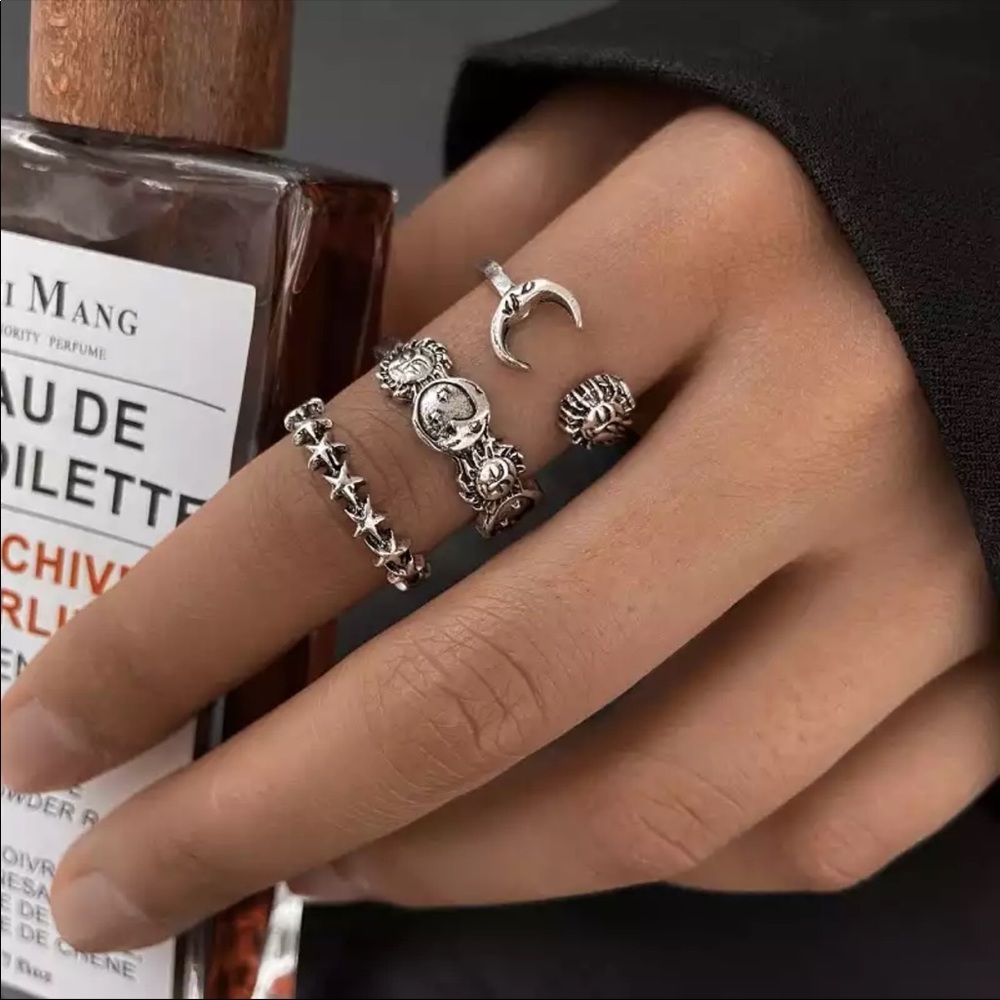 New moon star rusty rings - Picture 2 of 4